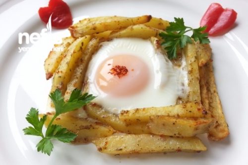 Fırında, Kahvaltılık Baharatlı Yumurtalı Patates Tarifi