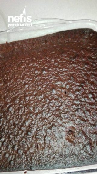 Çikolata Soslu Ağlayan Kek