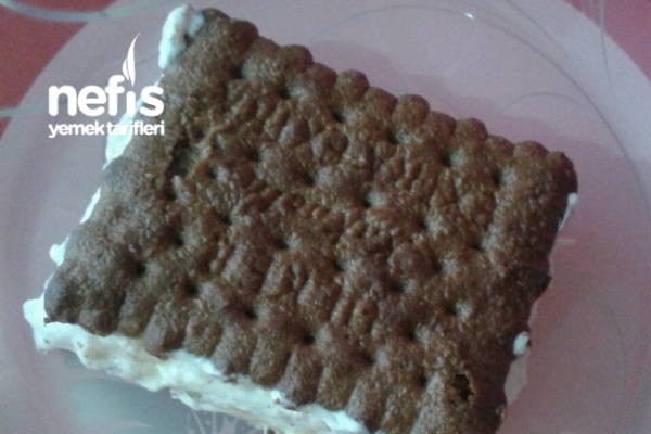 Elmalı Bisküvili Pasta Nefis Yemek Tarifleri 2904417