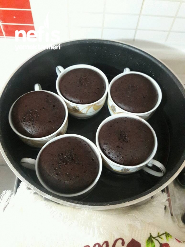 fincan kek tencerede