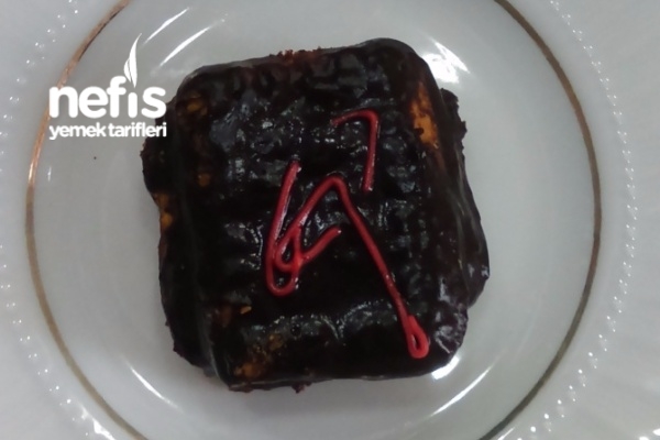 Porsiyonluk Büsküvili Pasta Nefis Yemek Tarifleri