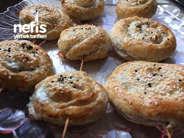 Milföyden Şişte Gül Börek( Muhteşem)