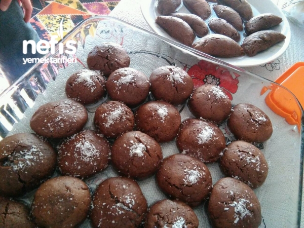 Browni İçi Dolgulu Şerbetli Kurabiye Nefis Yemek Tarifleri