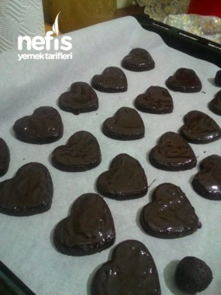 Kalpli Çikolatalı Turff’lar