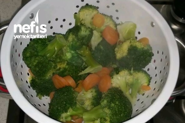 Nefis Zeytinyağlı Brokoli Salatası