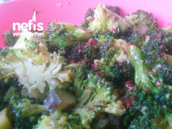 Sağlıklı Brokoli Salatası (kanser Düşmanı)