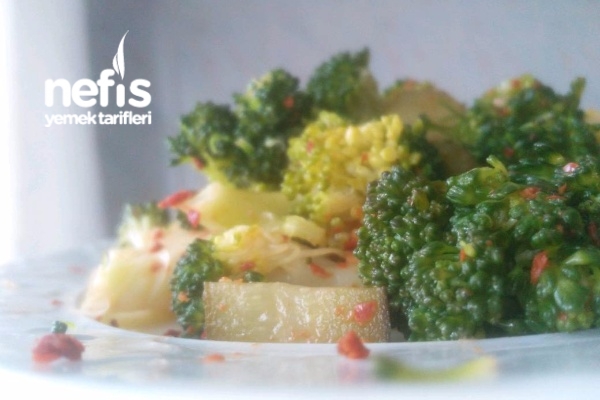 Sağlıklı Brokoli Salatası (Kanser Düşmanı)
