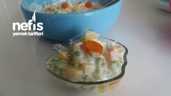 Yoğurtlu Patates Salatası