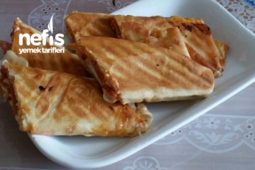 Lavaştan Tost (Suriye Ekmeği Lavaşı) Tarifi