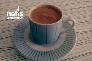 Sütlü Türk Kahvesi (1- Kişilik ) Tarifi