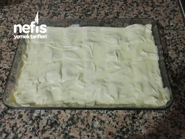 Sütlü Serpme Börek