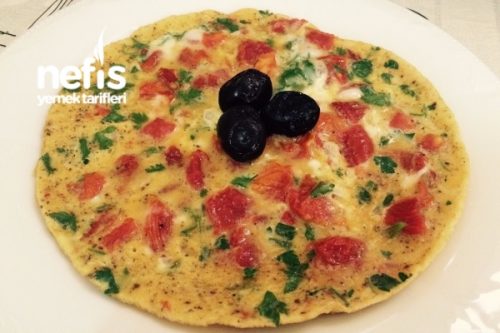 Domatesli omlet Domatesli omlet