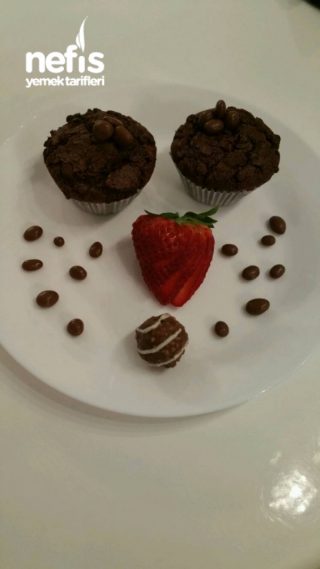 Selma ‘nın Çikolatalı Harika Muffinleri