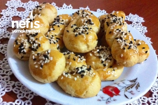 Ağızda Dağılan Tuzlu Kurabiye Nefis Yemek Tarifleri 3053666