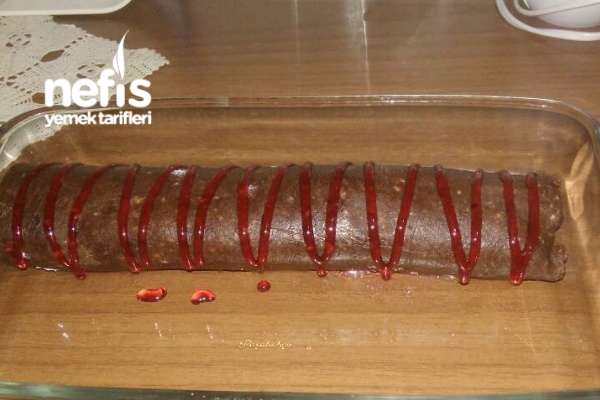 Kalan Kekten Rulo Pasta Nefis Yemek Tarifleri