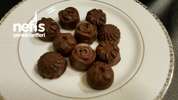 Nugatlı Fındıklı İkramlık Çikolatalar
