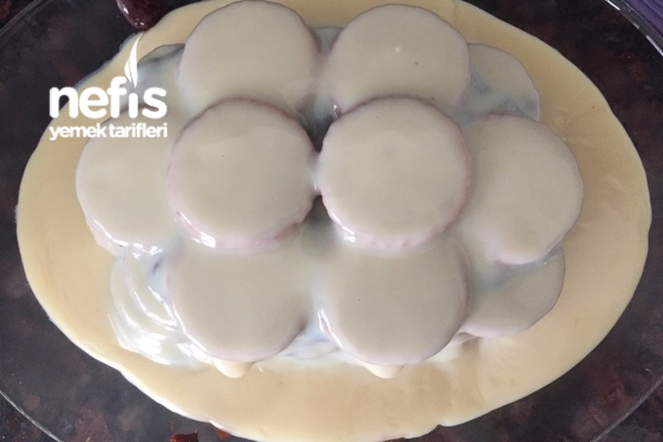 Burçaklı Pasta Nefis Yemek Tarifleri 3087644