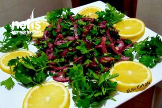 Kebapçılardaki Soğan Salatası (Nefis) Tarifi