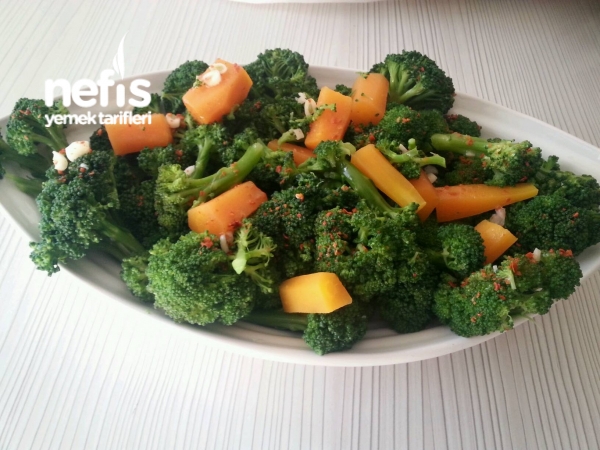 Pratik Brokoli Salatası