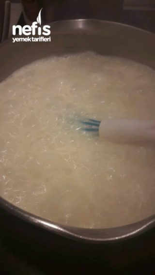 Yoğurtlu Çorba (Kavrulmuş Şehriyeli)