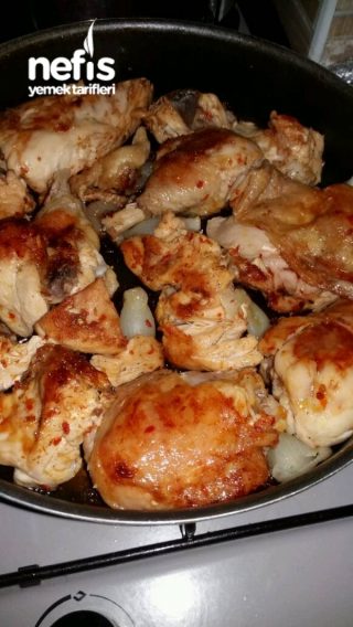 Νόστιμο κοτόπουλο σε κατσαρόλα από τεφλόν