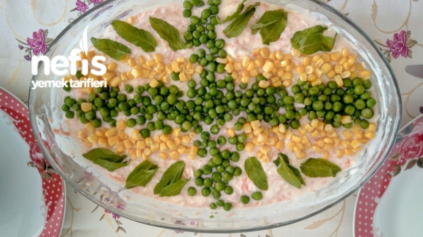Garnitürü Havuçlu Kereviz Salatası