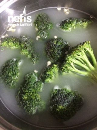 Kremalı Brokoli Çorbası