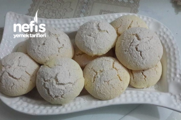 Kolay Nişastalı Kurabiye Nefis Yemek Tarifleri 3114760