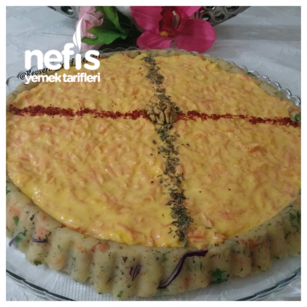 Havuç Taratorlu Patates Ezme Salatası  (Tart Kalıbında)