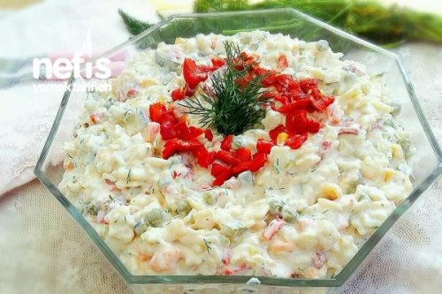 Bol Malzemeli Şehriye Salatası (Gün / Misafir) Tarifi