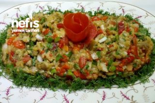Közlenmiş Patlıcan Biber Salatası Tarifi
