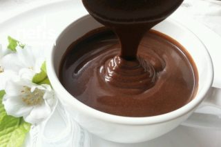 Tam Kıvamında Orijinal Çikolata Sosu Tarifi