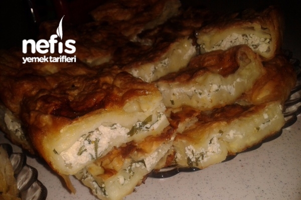 Tavada Peynirli Börek Nefis Yemek Tarifleri Özlem'in Mutfağı