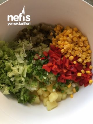 Köz Biberli Hardallı Patates Salatası