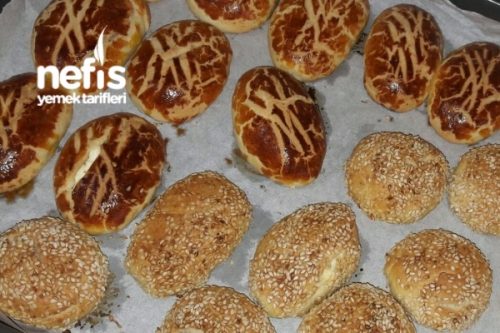 Susamlı Peynirli Poğaça Susamlı Peynirli Poğaça