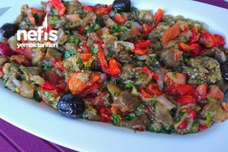 Manca (Köz Patlıcan Biber Salatası) Tarifi