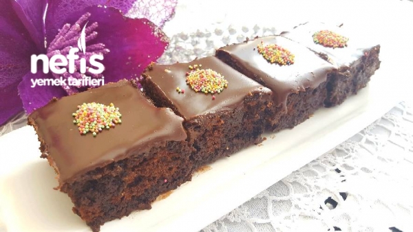 Browni Tadında Çikolatalı Duble Islak Kek