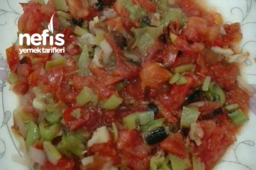 Közlenmiş Domates Salatası 100 Kalori Tarifi