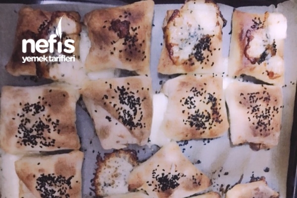 Kaşarlı Börek Enfes Nefis Yemek Tarifleri