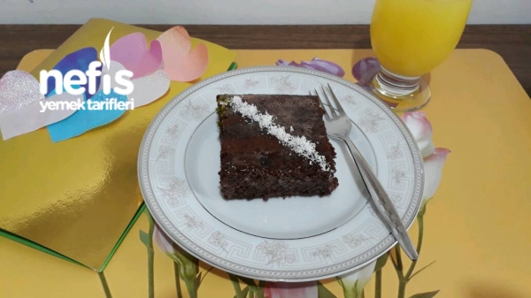 Cevizli-Damla Çikolatalı Islak Kek