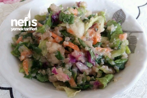 Kinoa Salatası