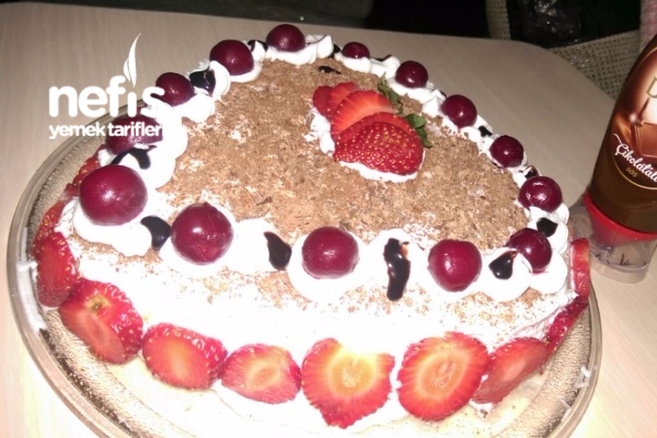 Kalpli Yaş Pasta Nefis Yemek Tarifleri 3271653