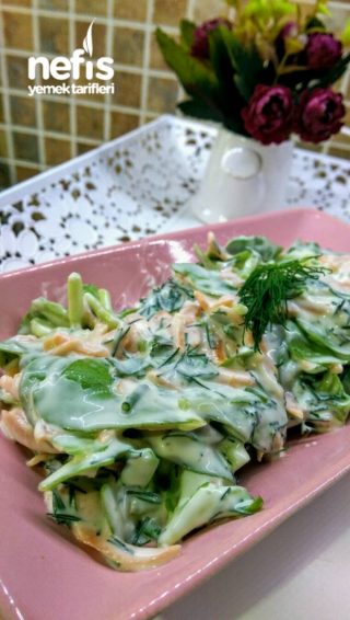 Havuçlu Semizotu Salatası