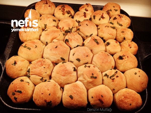 Sarımsaklı Lokma Ekmekler