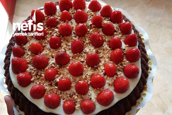Çilekli Tart Kek Nefis Yemek Tarifleri 3296224