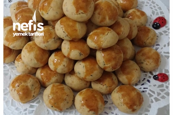 Lokmalık Susamlı Biberli Çörek otlu Kurabiye (72 Adet ) Nefis Yemek