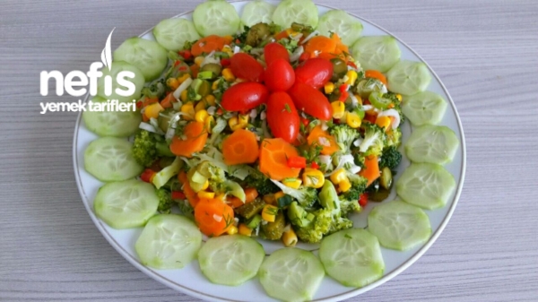 Muhtesem Brokoli Salatasi