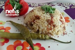 Şehriyeli Ve Yeşil Mercimekli Bulgur Pilavı Tarifi