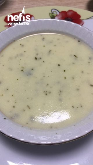 Köfteli Yoğurt Çorbası