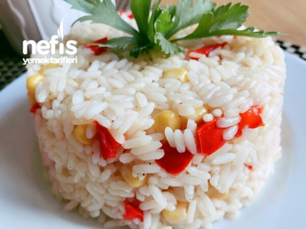 Kırmızı Biber Ve Mısırlı Pirinç Pilavı (Lezzeti Garanti ...